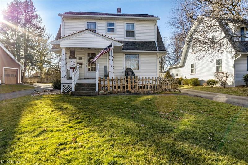 446 PERKINSWOOD BLVD SE, Warren, OH 44483 Single Family Residence For Sale  MLS# 5017438