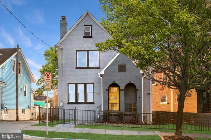 3314 24TH ST NE, WASHINGTON, DC 20018 Single Family Residence For Sale  MLS# DCDC2124532