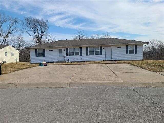 1101 - 1103 N Aztec Court, Independence, MO 64056  624434481 for Sale