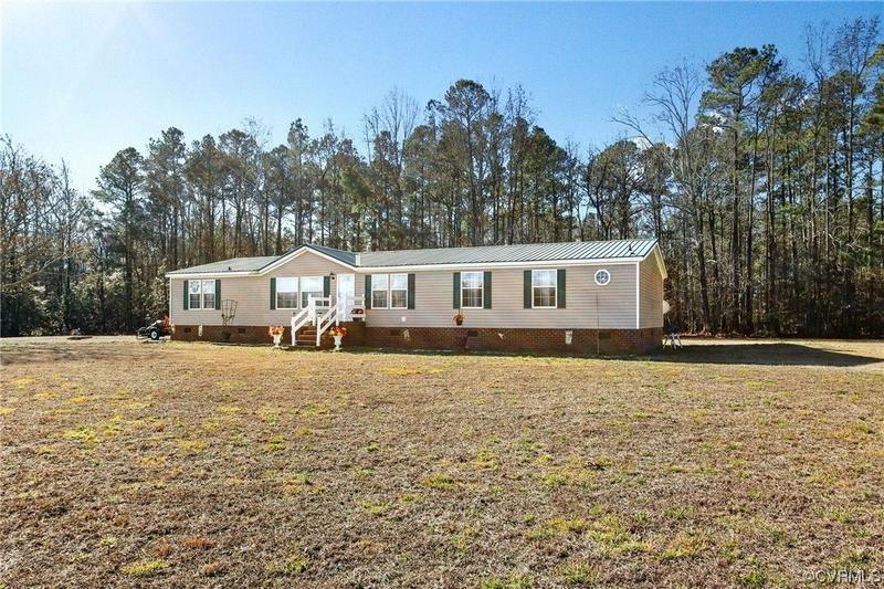 Dendron, Surry County, VA House for sale Property ID: 418607938
