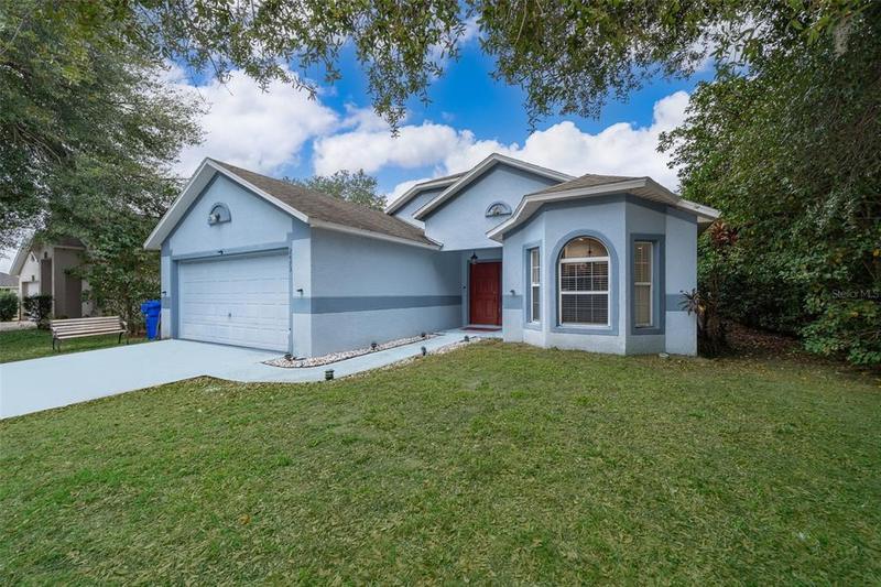 2473 Merry Road, Tavares, FL 32778 for Sale