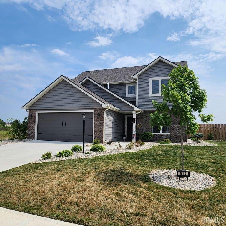 912 JENNIFER DR, Ligonier, IN 46767 Single Family Residence For Sale  MLS# 202404274