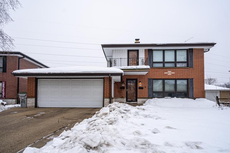 6559 North 73rd Street, Unit 6561, Milwaukee, WI 53223 for Sale