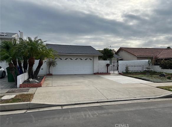 23228 Lockness Ave - Los Angeles, CA 90710 - Home For Rent