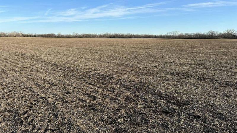 Emporia, Lyon County, KS Farms and Ranches for auction Property ID: 418778037 for Sale