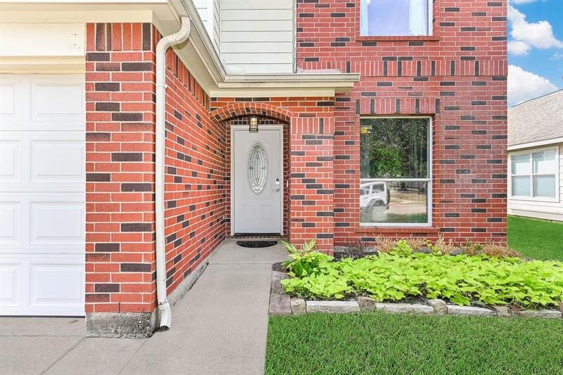 17947 Branch Creek Dr, Cypress, TX 77433 for Sale