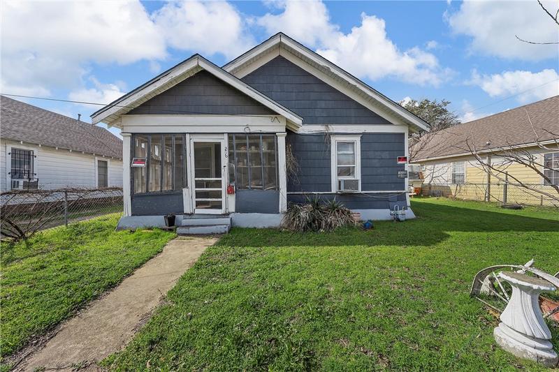 216 Walker Street, Waco, TX 76704 for Sale