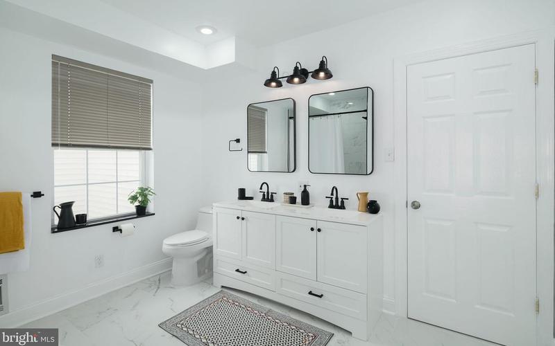 1707 Carpenter St #A, Philadelphia, PA 19146 - MLS PAPH2299922 for Rent