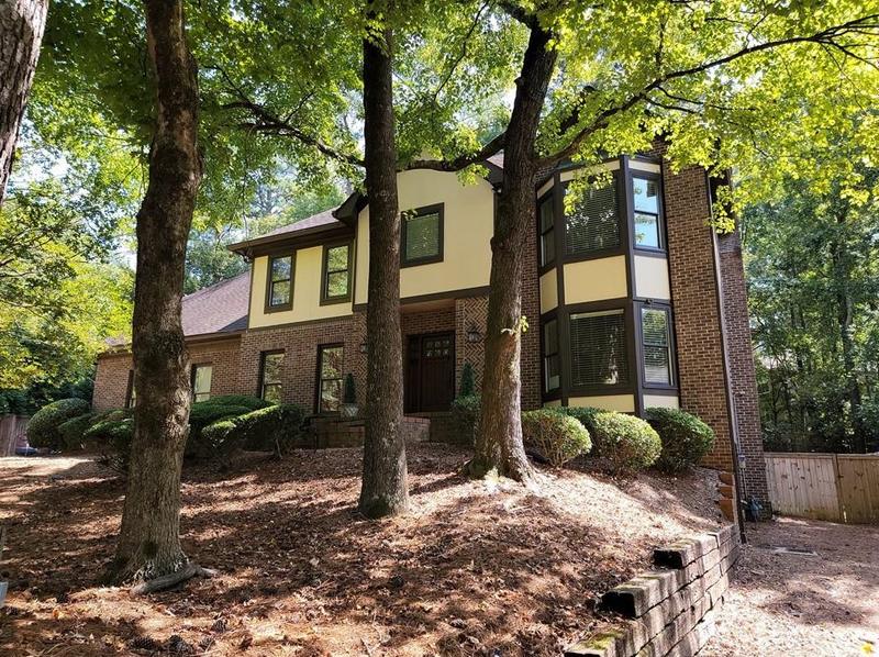 3746 Grand Forest Dr, Peachtree Corners, GA 30092 - MLS 7283072 for Sale