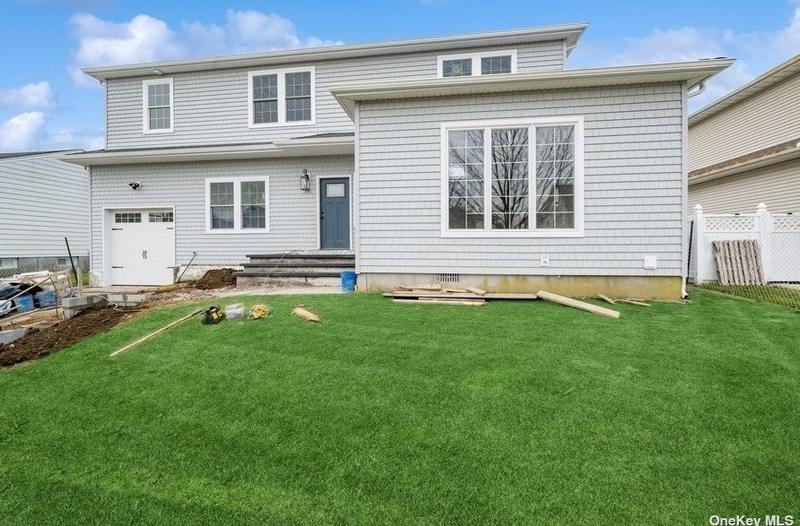 67 Florence Dr, Syosset, NY 11791 - MLS 3523972 for Sale