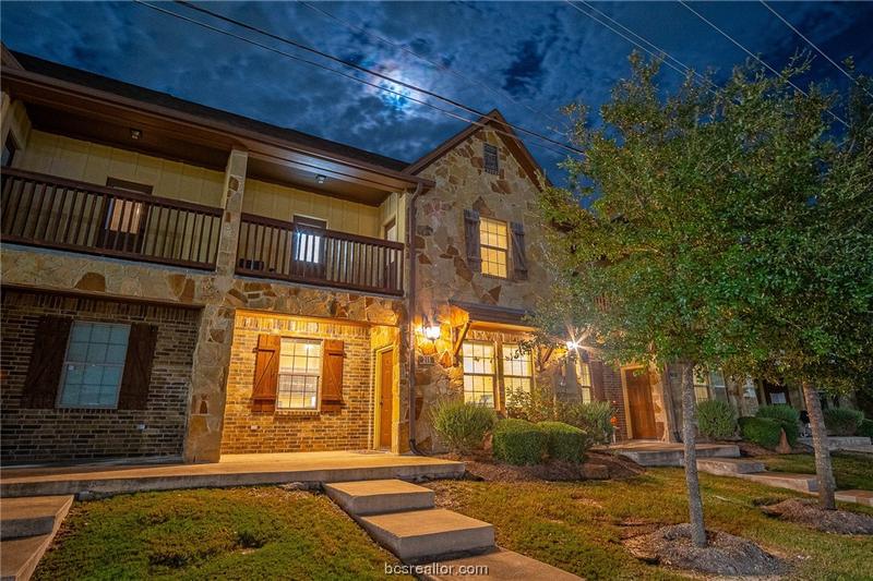 215 Deacon Drive West, College Station, TX 77845 for Sale
