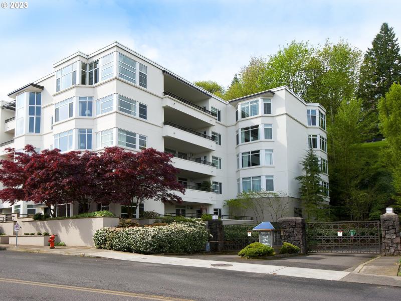 2445 NW WESTOVER RD 311, Portland OR 97210 for Sale