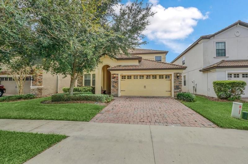 1431 Moon Valley Dr, Davenport, FL 33896 - MLS O6148919 for Sale