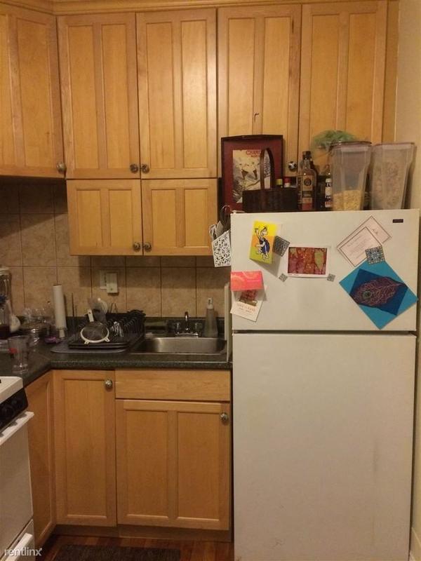 403  17 Lothian Rd for Sale