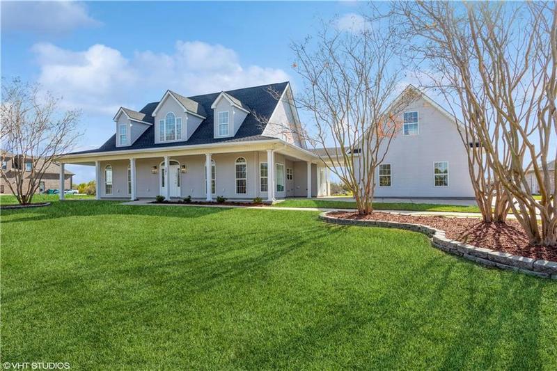 381 LATIGUE RD, Waggaman, LA 70094 Single Family Residence For Sale  MLS# 2430633