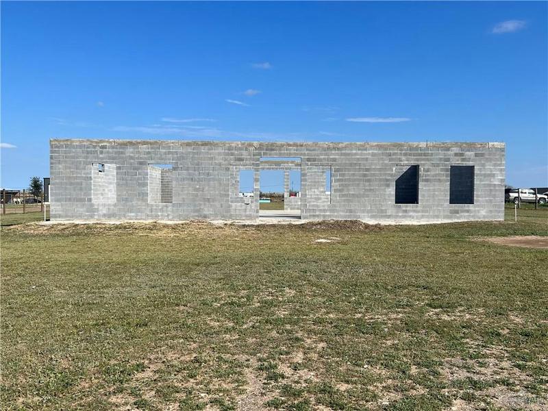 10406 CROCOSMIA LN, Edcouch, TX 78538 Single Family Residence For Sale  MLS# 426156