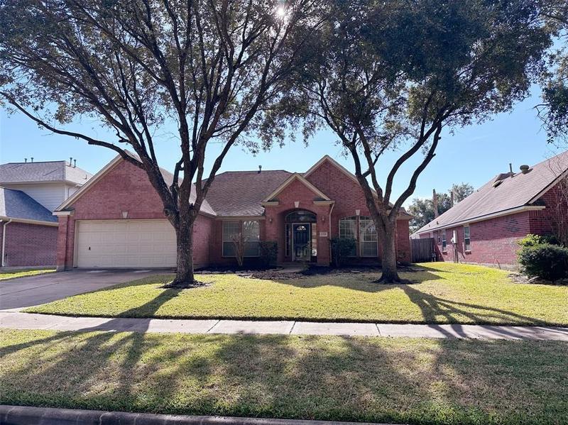12119 Pine Brook Dr, Stafford, TX 77477 for Rent