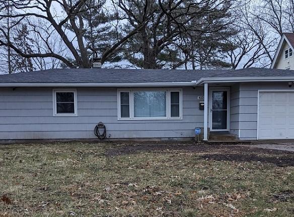 4336 Douglas Dr N - Minneapolis, MN 55422 - Home For Rent