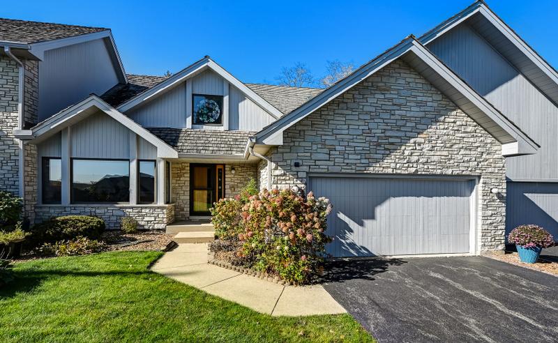 21 Rodeo Dr, Burr Ridge, IL 60527 - MLS 11958932 for Sale