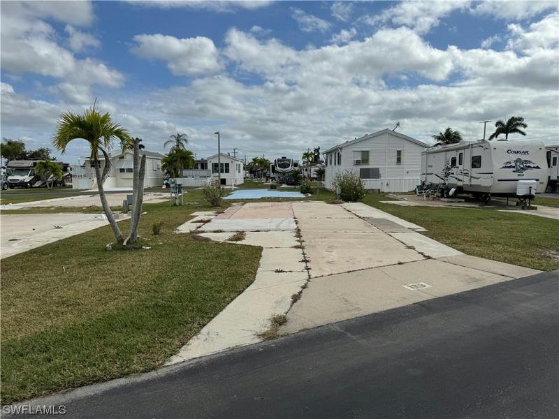 19681 SUMMERLIN RD # 173, FORT MYERS, FL 33908 Condo/Townhouse For Sale  MLS# 224008320