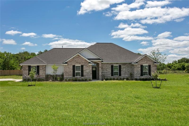 3311 Hunters Crossing, Bryan, TX 77808 for Sale