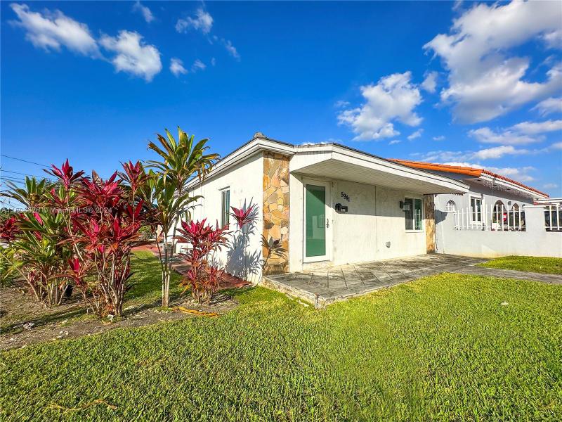 5941 Coral Way, Miami, FL 33155 for Sale