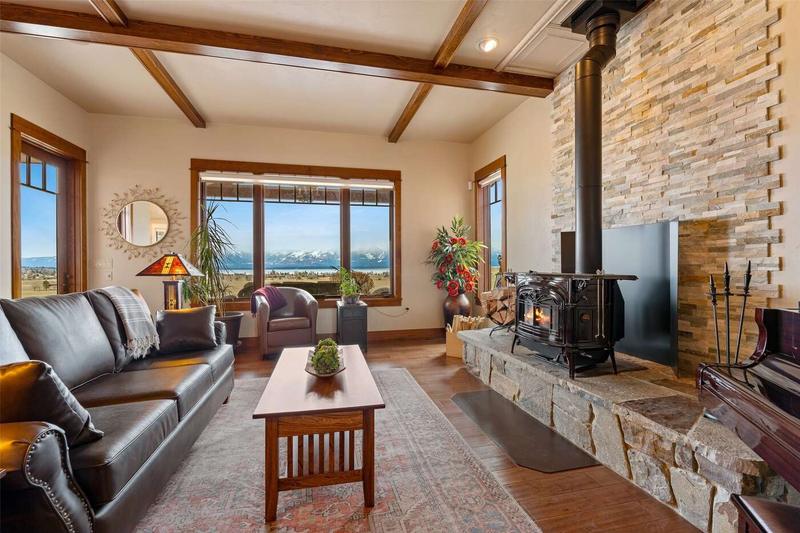 40647 Stone Horse Drive, Polson, MT 59860  618124008 for Sale