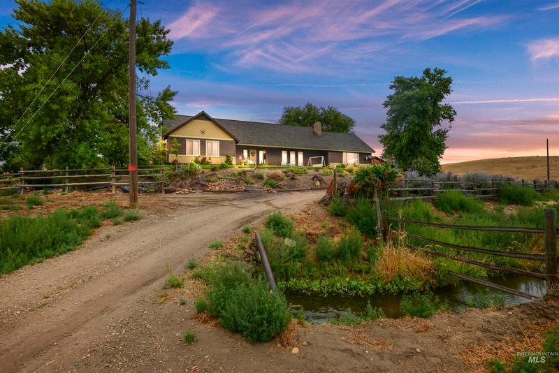 11346 Lower Bench Rd, Emmett, ID 83617  MLS# 98886268 for Sale