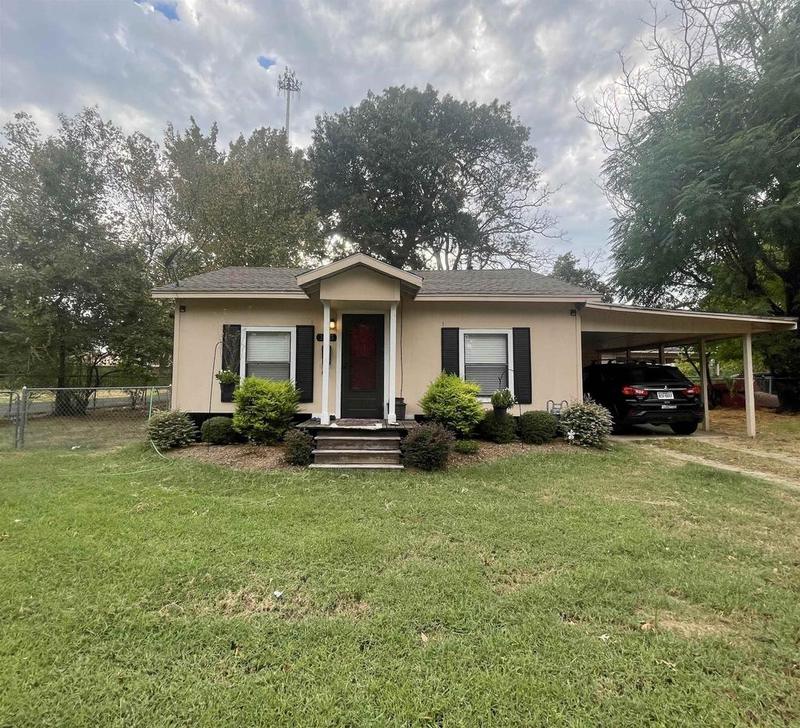 125 NE 19th St, Paris, TX 75460 for Sale