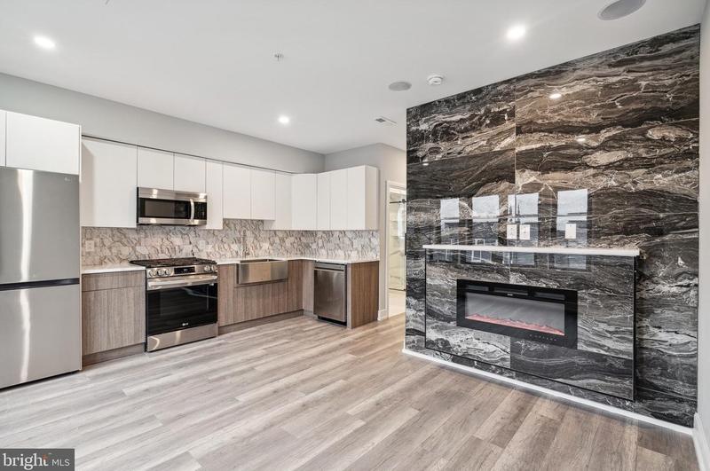 2053 N 2nd St #3, Philadelphia, PA 19122 - MLS PAPH2320532 for Rent