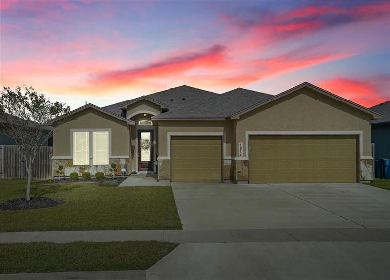 1814 Bay Landing Dr, Portland, TX 78374 for Sale