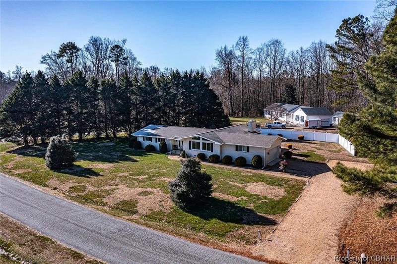701 CORROTOMAN CIR, Kilmarnock, VA 22482 Single Family Residence For Sale  MLS# 2401589