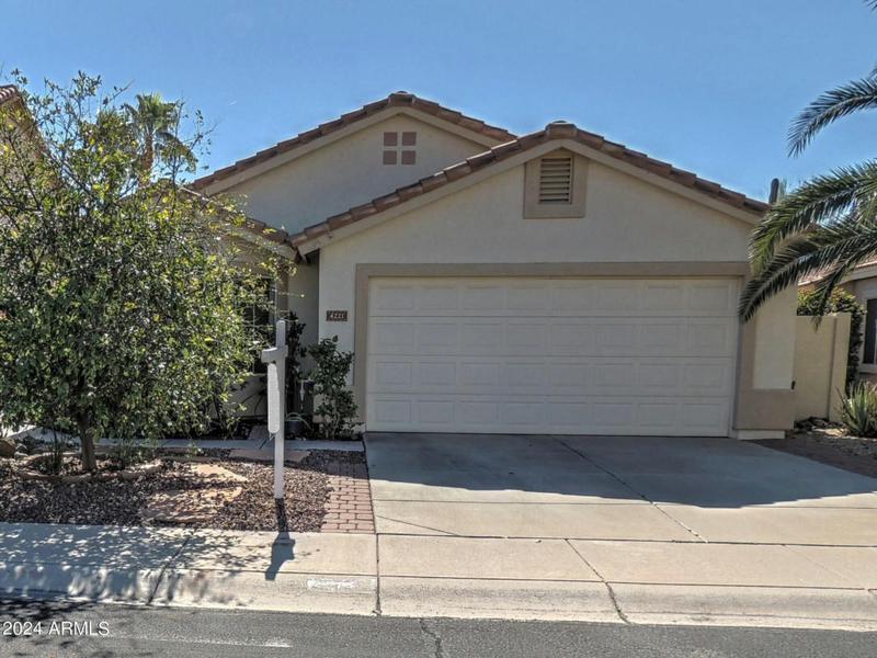 4221 E RAVEN RD, Phoenix, AZ 85044 Single Family Residence For Sale  MLS# 6663213 for Rent