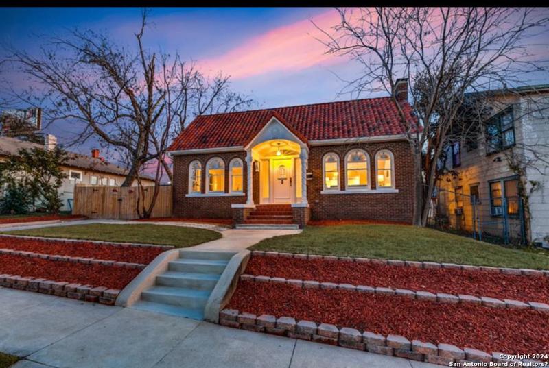 414 W HUISACHE AVE, San Antonio, TX 78212-3206 for Sale