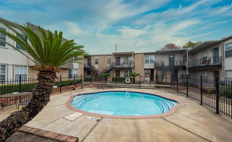 5550 N Braeswood Blvd #82, Houston, TX 77096 for Sale