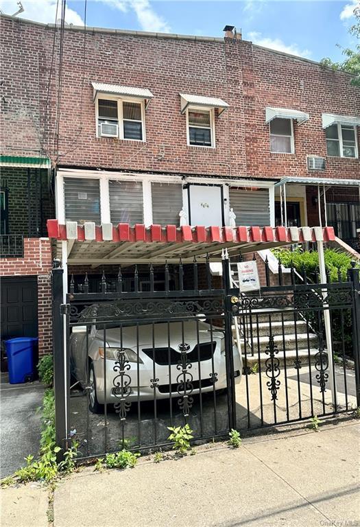 3302 Fish Ave, BRONX, NY 10469  MLS# H6261504 for Sale