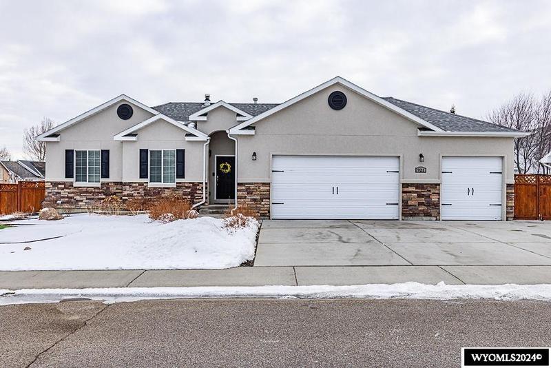 921 Rosewood Drive, Rock Springs, WY 82901 for Sale