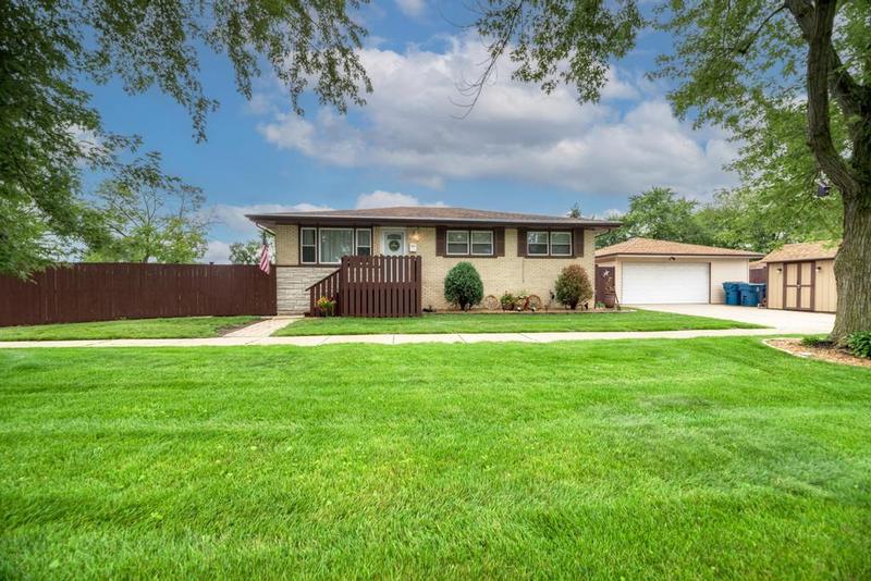 15100 Ridgeway Avenue, Midlothian, IL 60445 for Sale