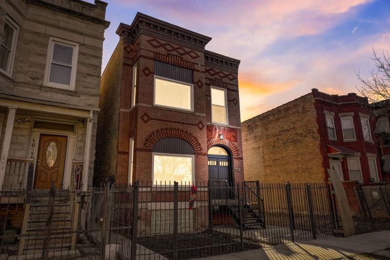 Chicago, Cook County, IL House for sale Property ID: 418927602