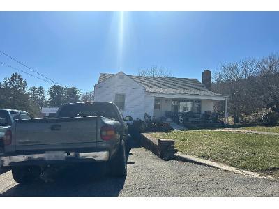 Maple Ave for Sale