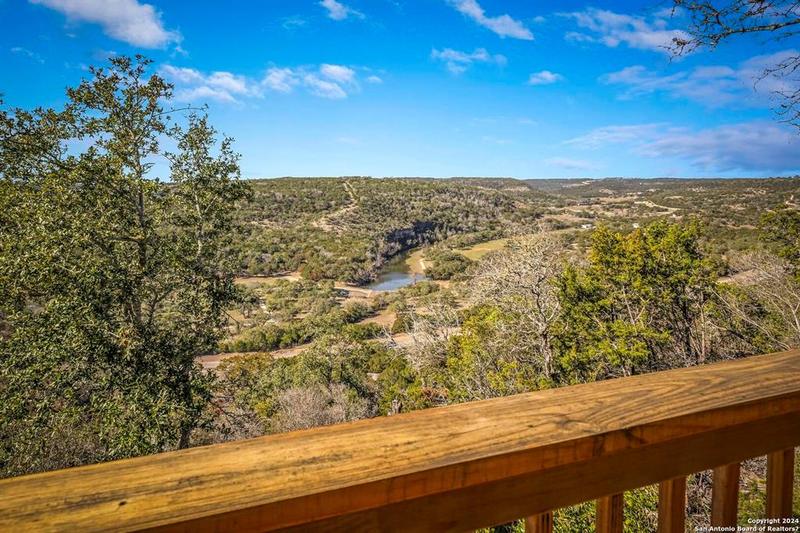 2009 Lariat Ridge, New Braunfels, TX 78132 for Sale