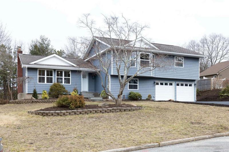 5 ROLLING HILLS DR, Ridge, NY 11961 Single Family Residence For Sale  MLS# 3528060