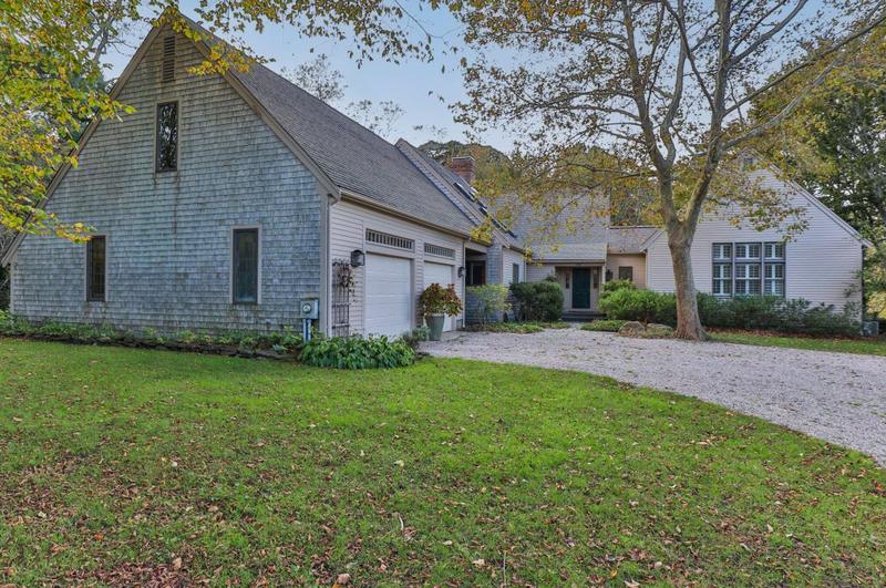 135 Locust Rd, Eastham, MA 02642 - MLS 22304643 for Sale