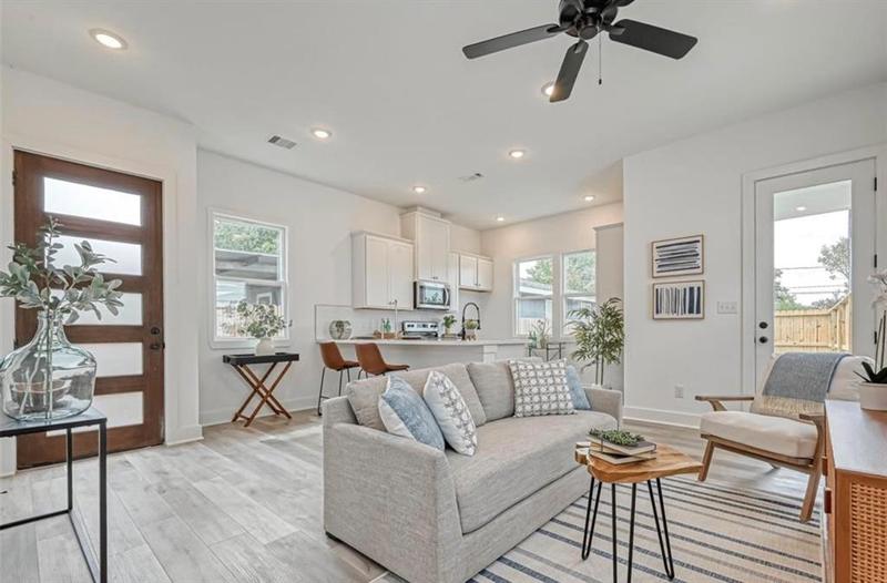 8405 Schneider St B, Houston, TX 77093 for Rent
