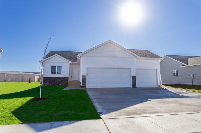 1020 Gray Ave, Waukee, IA 50263  MLS# 679268 for Sale