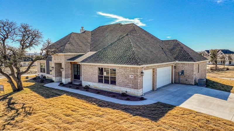 1001 Deer Island Ct, Azle, TX 76020 for Sale