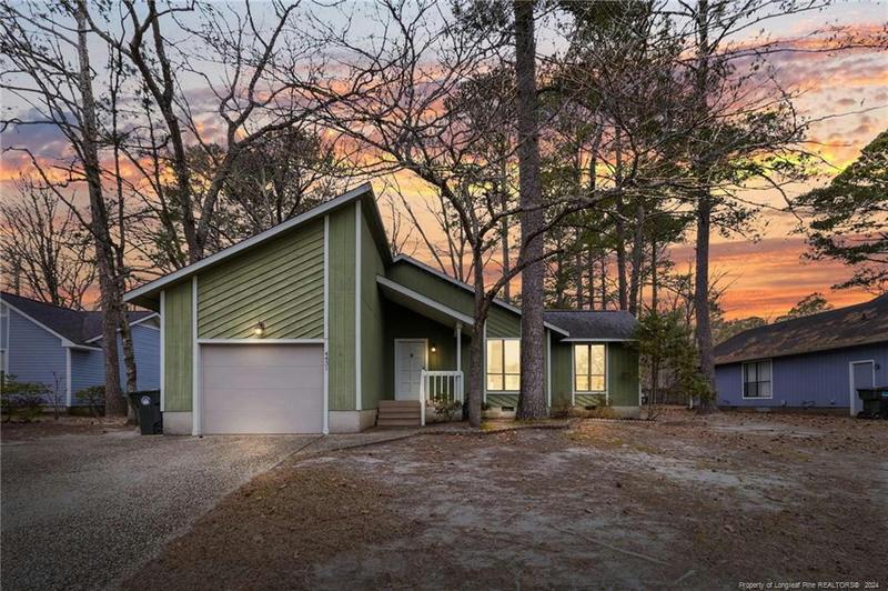 4431 BRITON CIR, Fayetteville, NC 28314 Single Family Residence For Sale  MLS# LP719685