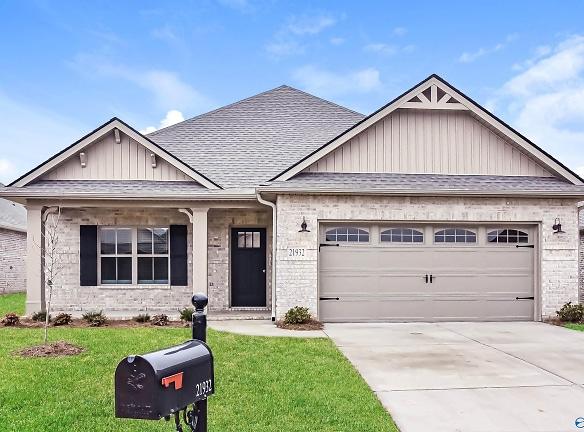 21932 Shearwater Dr - Athens, AL 35613 - Home For Rent