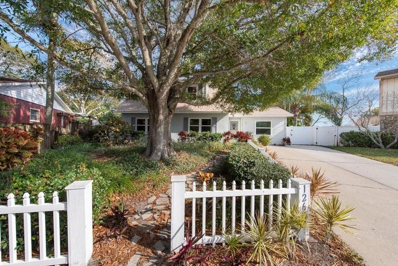 12602 128th Ln, Largo, FL 33774  MLS# T3501181 for Sale