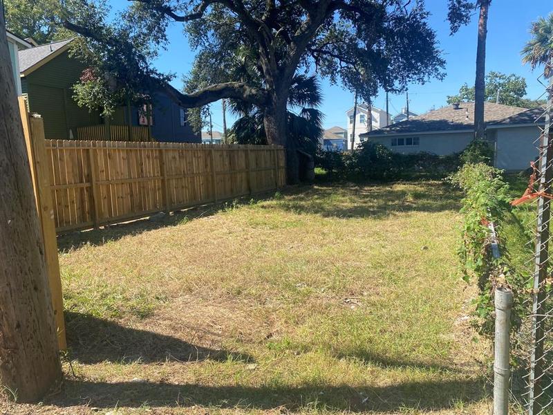 1112 32nd Rear Street, Galveston, TX 77550 for Sale